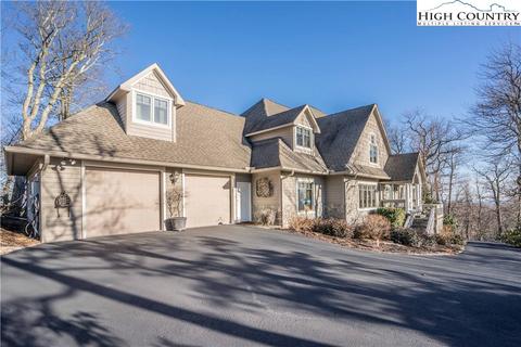 431 Greystone Dr, Boone, NC 28607 photo 2