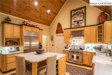 431 Greystone Dr, Boone, NC 28607 photo 15