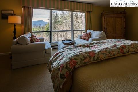 2446 Hickory, Boone, NC 28607 photo 10