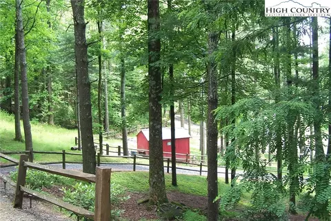 159 Frog Hollar Rd, Deep Gap, NC 28618 photo 27