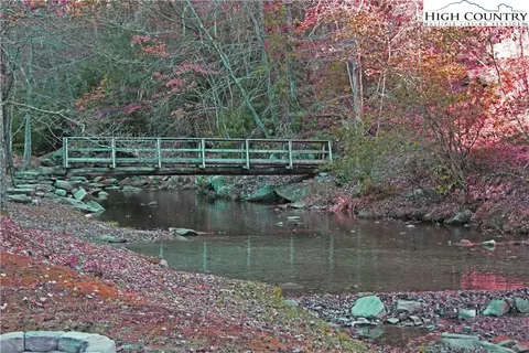 107 Laurel Cir W, Deep Gap, NC 28618 photo 24