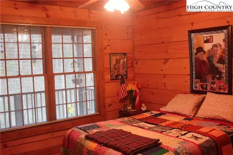 107 Laurel Cir W, Deep Gap, NC 28618 photo 9
