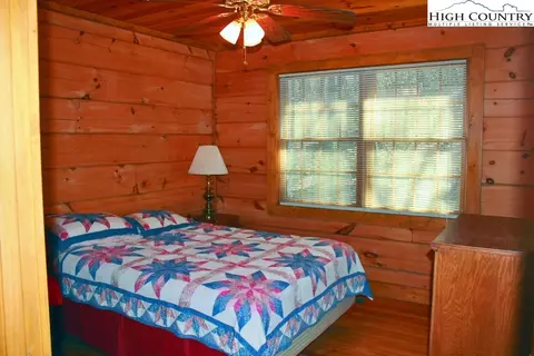 107 Laurel Cir W, Deep Gap, NC 28618 photo 11