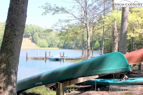 107 Laurel Cir W, Deep Gap, NC 28618 photo 20