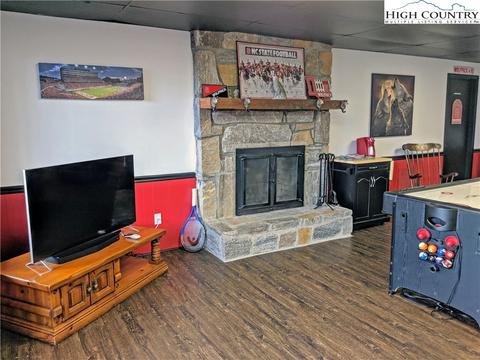 208 Wishbone Dr, Deep Gap, NC 28618 photo 23