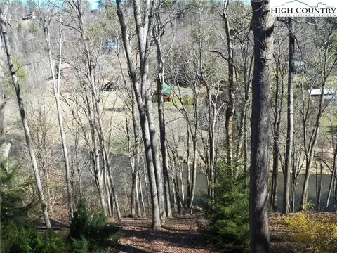 297 S Turkey Rdg, Lansing, NC 28643 photo 5