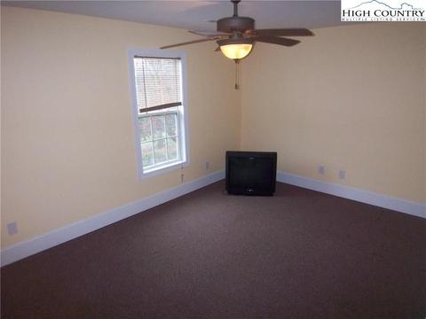2006 Talbot Ln, Hickory, NC 28602 photo 19