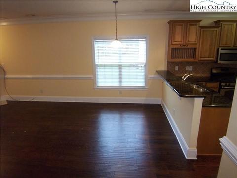 2006 Talbot Ln, Hickory, NC 28602 photo 7