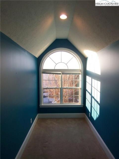 2006 Talbot Ln, Hickory, NC 28602 photo 15