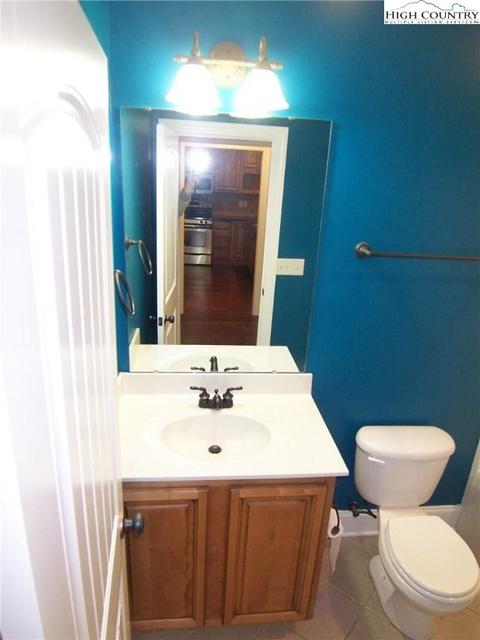 2006 Talbot Ln, Hickory, NC 28602 photo 12