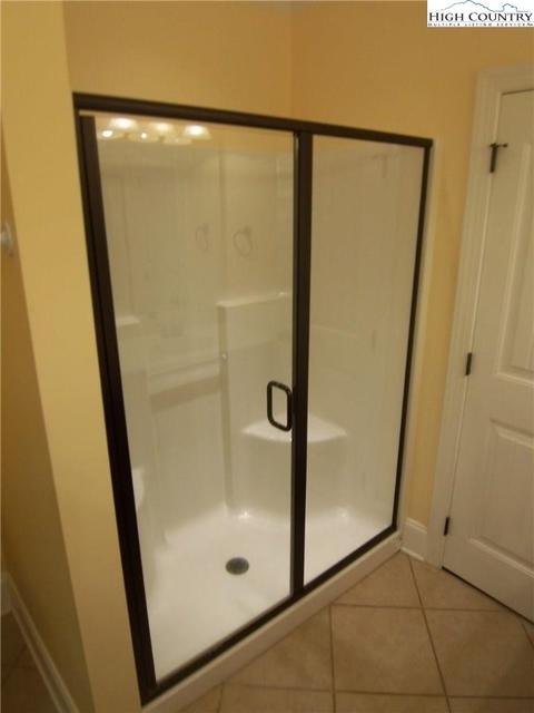 2006 Talbot Ln, Hickory, NC 28602 photo 11