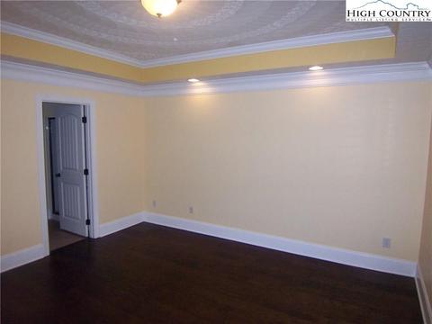 2006 Talbot Ln, Hickory, NC 28602 photo 8
