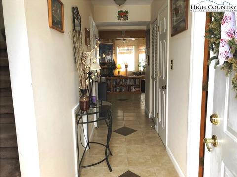 124 Chase Ct, Boone, NC 28607 photo 7
