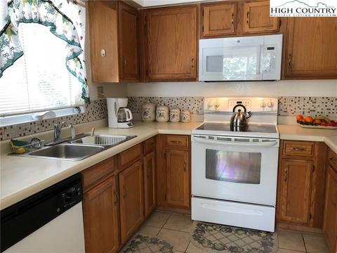 124 Chase Ct, Boone, NC 28607 photo 12