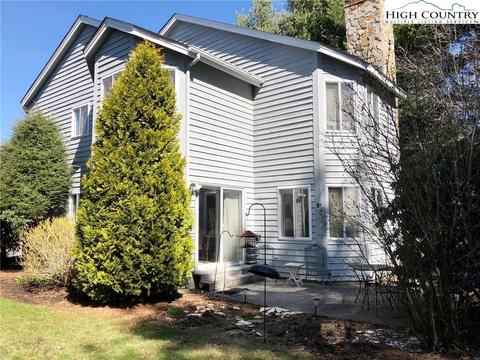 124 Chase Ct, Boone, NC 28607 photo 3