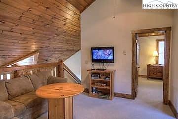105 Lower Snowbird Trl, Beech Mountain, NC 28604 photo 15