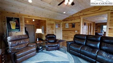 101 Groundhog Trl, Beech Mountain, NC 28604 photo 7