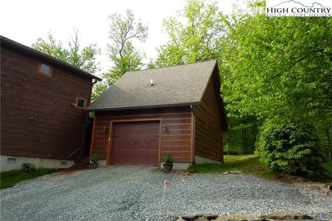 101 Groundhog Trl, Beech Mountain, NC 28604 photo 3