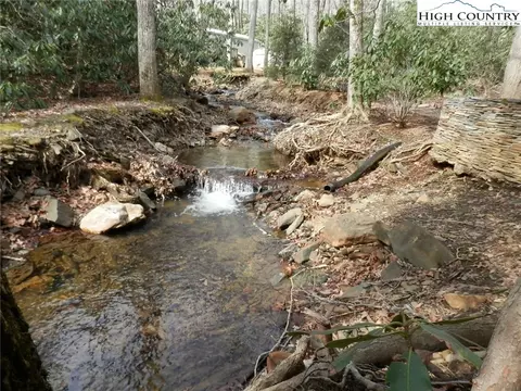 290 Quiet Pl, Todd, NC 28684 photo 2