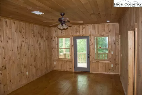 1270 Tomahawk Dr, Todd, NC 28684 photo 12