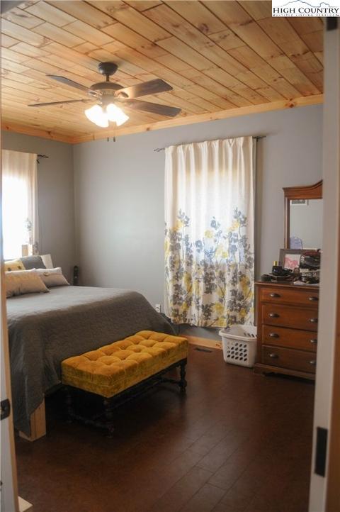 4935 Wildcat Rd, Deep Gap, NC 28618 photo 28