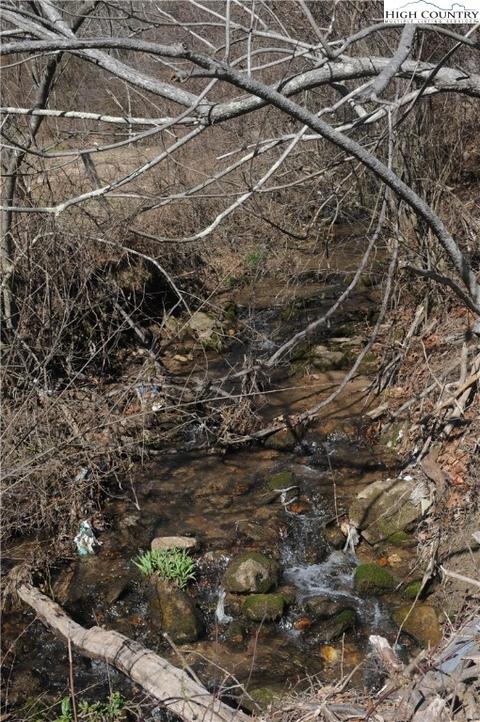 4935 Wildcat Rd, Deep Gap, NC 28618 photo 7