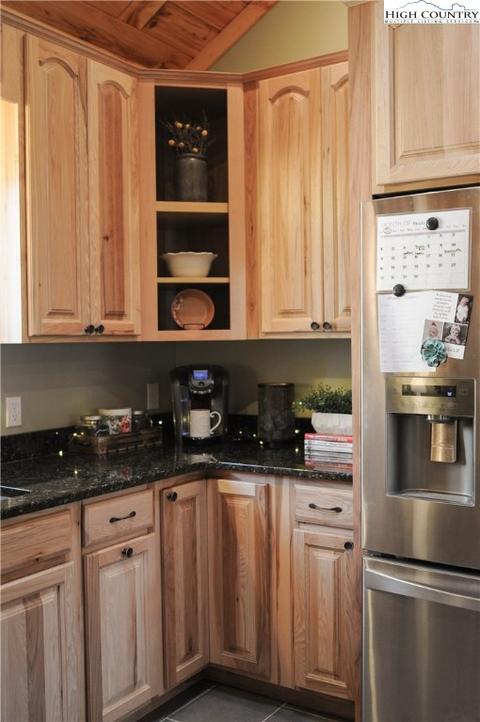 4935 Wildcat Rd, Deep Gap, NC 28618 photo 13