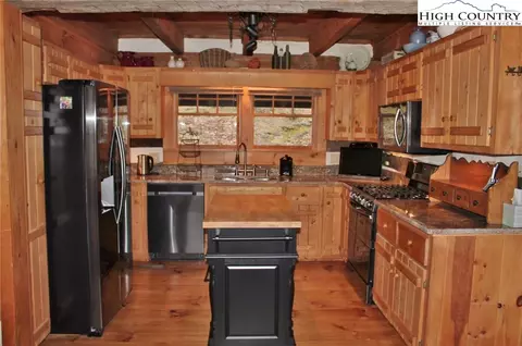 199 Old Orchard Rd, Todd, NC 28684 photo 7