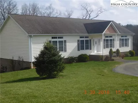 153 Willow Ln, Sparta, NC 28675 photo 1