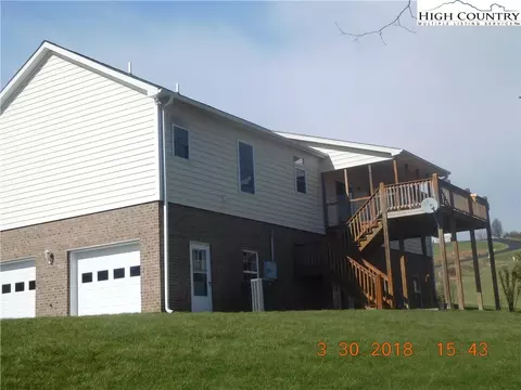 153 Willow Ln, Sparta, NC 28675 photo 5