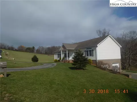 153 Willow Ln, Sparta, NC 28675 photo 3