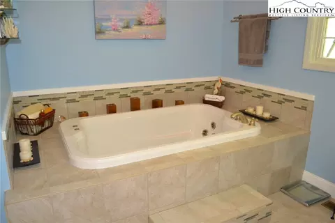 3070 Three Top Rd, Creston, NC 28615 photo 17
