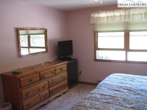 182 Pine Ridge Loop, Newland, NC 28657 photo 20