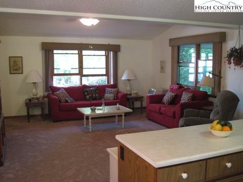 182 Pine Ridge Loop, Newland, NC 28657 photo 18