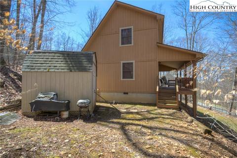 140 Hawk Ter, Vilas, NC 28692 photo 2