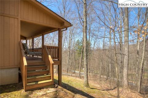 140 Hawk Ter, Vilas, NC 28692 photo 3