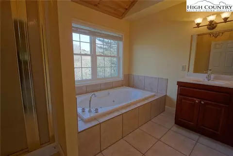 173 Marsh Lndg, Boone, NC 28607 photo 20