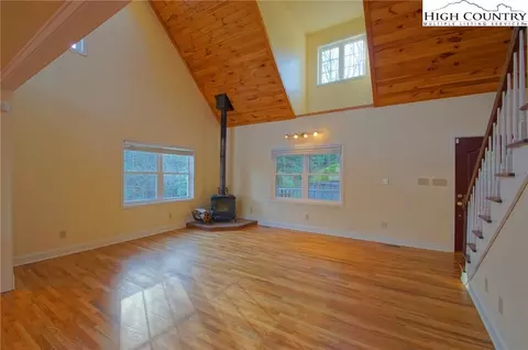 173 Marsh Lndg, Boone, NC 28607 photo 4