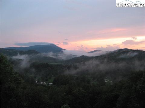 2810 Hickory, Boone, NC 28607 photo 16