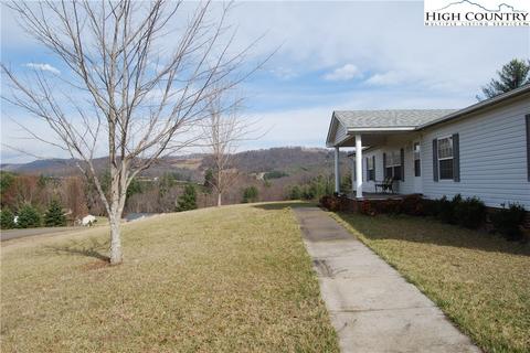 36 Dockery Ln, Sparta, NC 28675 photo 2
