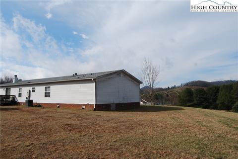 36 Dockery Ln, Sparta, NC 28675 photo 5