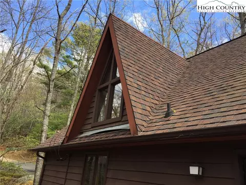 216 Birch Ln, Deep Gap, NC 28618 photo 7