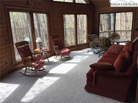 216 Birch Ln, Deep Gap, NC 28618 photo 10