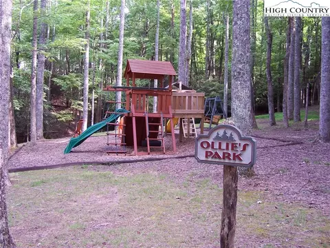 216 Birch Ln, Deep Gap, NC 28618 photo 50