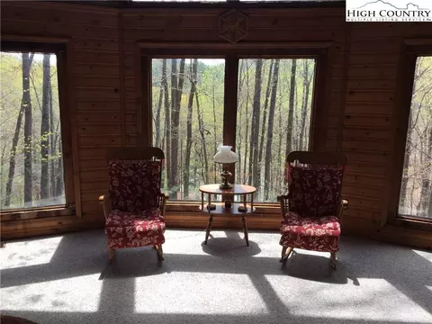 216 Birch Ln, Deep Gap, NC 28618 photo 11