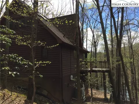 216 Birch Ln, Deep Gap, NC 28618 photo 3