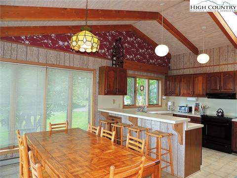 120 Moonlight Trl, Seven Devils, NC 28604 photo 18