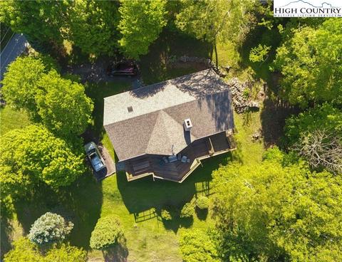 120 Moonlight Trl, Seven Devils, NC 28604 photo 6