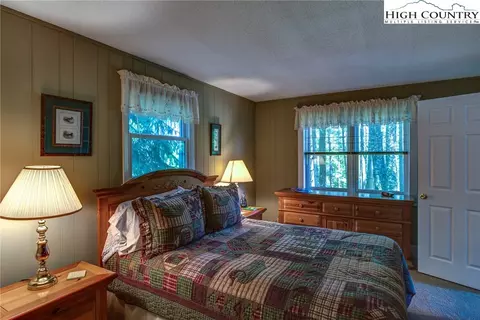 404 Meadow View Rd, Roaring Gap, NC 28668 photo 22