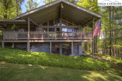 404 Meadow View Rd, Roaring Gap, NC 28668 photo 5